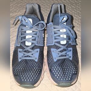 On Running Blue Athletic Shoes with Breathable Mesh and Cushioned Midsole
